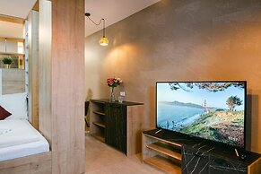 Svarog Unique Apartment by CHORS