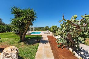 3646 Casal 800 by Perle di Puglia