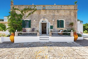 3646 Casal 800 by Perle di Puglia