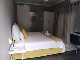 Nqabanqaba B&B