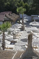 Glenn Hotel & Beach