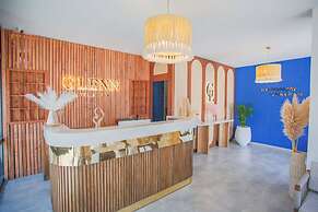 Glenn Hotel & Beach