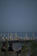 Glenn Hotel & Beach