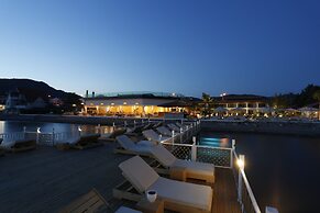 Glenn Hotel & Beach