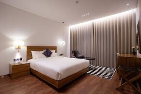 LUEL HOTEL