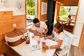 Glamping Mountain Fairy Tale