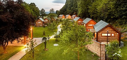 Glamping Mountain Fairy Tale