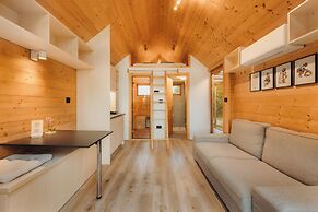 Glamping Mountain Fairy Tale