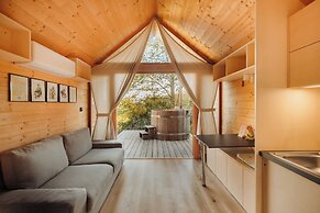Glamping Mountain Fairy Tale