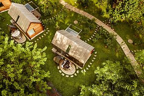 Glamping Mountain Fairy Tale