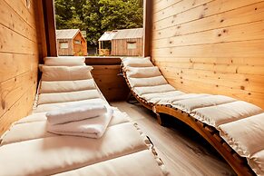 Glamping Mountain Fairy Tale