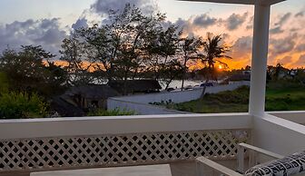AHG Lion Beach Resort