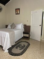 Lachemar Guest House