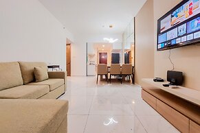 Homey And Spacious 3Br Sky House Bsd Apartment