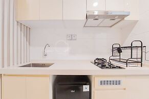 Relaxing And Homey Studio Room Sky House Bsd Apartment