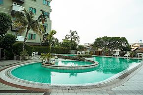 Comfortable 2Br At Semanggi Apartment