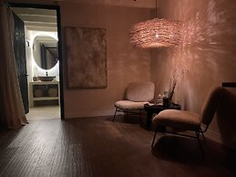 Casa Realm