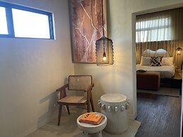 Casa Realm