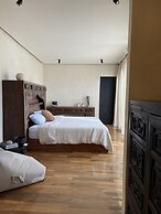 Casa Realm