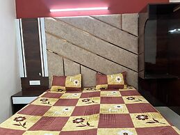 Hotel Krishna Palace By GRB