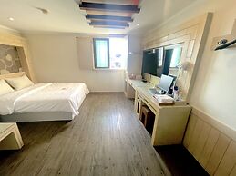 Equus Motel
