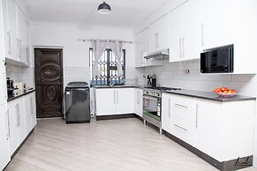 Grey Mansion BnB