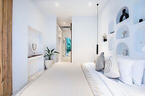 ULU 5 ·2br Villa