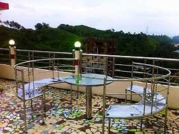Reem Resort