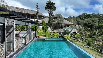 Blanket Days Resort and Spa