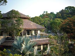 Blanket Days Resort and Spa
