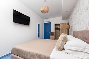 Marea Luxury Rooms