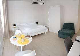 Mya Luxury rooms