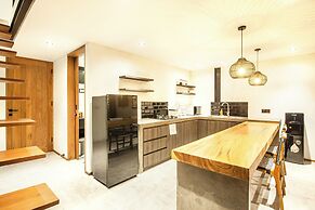 Spacious Loft 200m From Beach Canggu