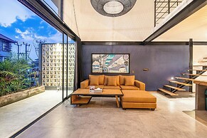 Spacious Loft 200m From Beach Canggu