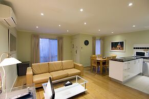 Buckingham Apartment