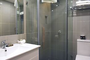 Buckingham Apartment