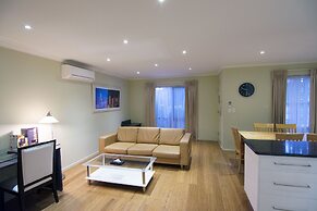 Buckingham Apartment