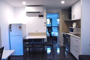 Buckingham Apartment