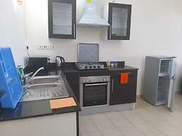 Lux Suites Golden Sun Studio Apartments
