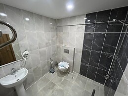 SİS HOTEL