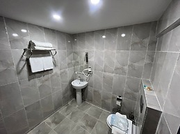 SİS HOTEL