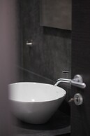 TRACK 60 - PRIVATE ROOMS GARIBALDI