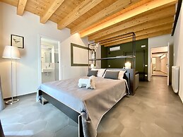 B&B ALIVA