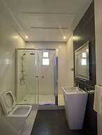Capital O 672 Refal Homes Suites