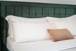 Kairos Hotel