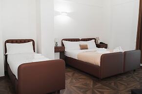 Kairos Hotel