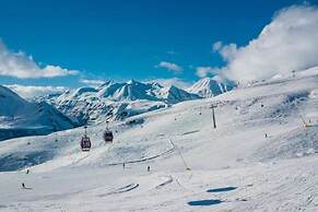 Impeccable 1-bed Apartment in Gudauri