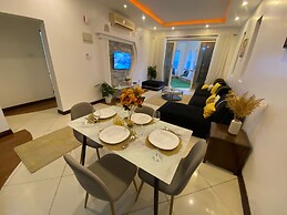Lily Beachfront Apartments
