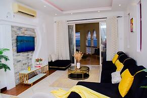 Lily Beachfront Apartments