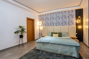 Lighthouse Signature Suites